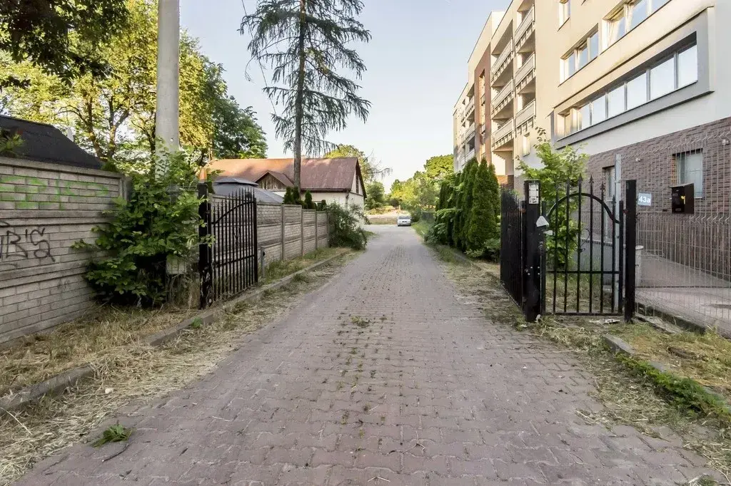 KRAKÓW | CZYŻYNY – ŁĘG | UL. CENTRALNA 43A | 860 m – zdjęcie 1 - KRAKÓW | CZYŻYNY – ŁĘG | UL. CENTRALNA 43A | 860 m (zdjęcie 1 z 5)
