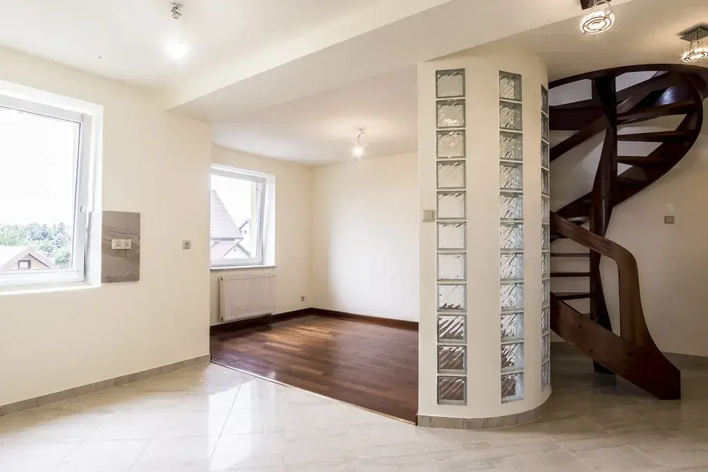 Dwupoziomowe 107 m² | Garaż | Zielonki – zdjęcie 1 - Dwupoziomowe 107 m² | Garaż | Zielonki (zdjęcie 1 z 5)