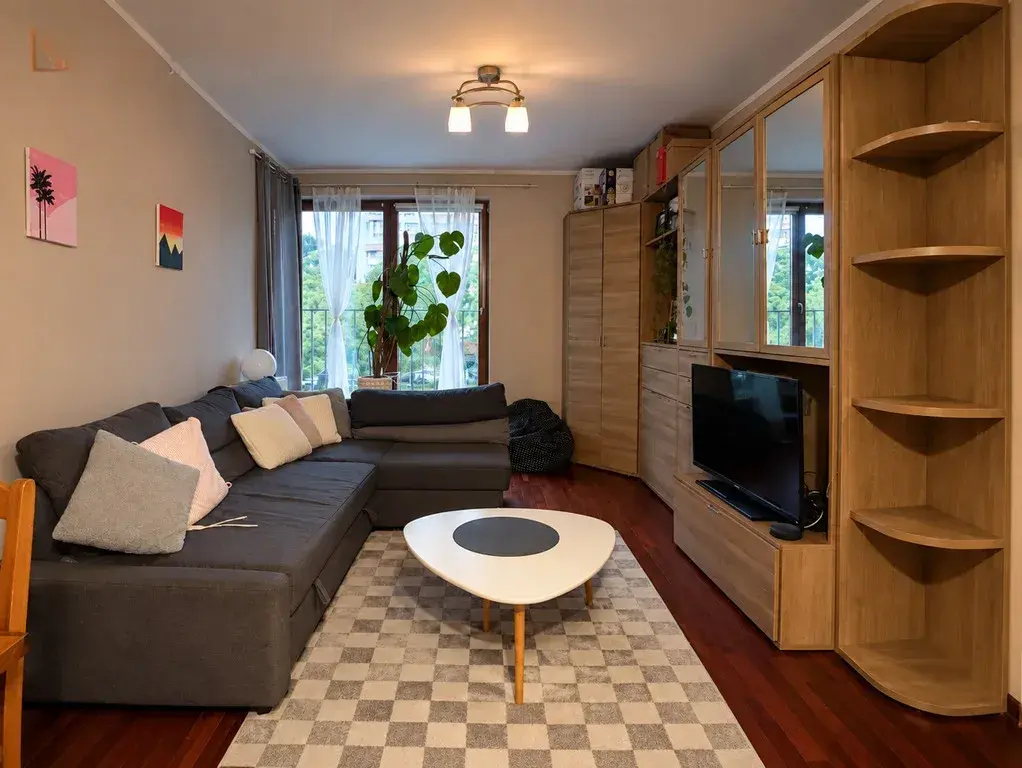 3 pokoje | 54 m² | Kapelanka | Os. Podwawelskie – zdjęcie 1 - 3 pokoje | 54 m² | Kapelanka | Os. Podwawelskie (zdjęcie 1 z 5)