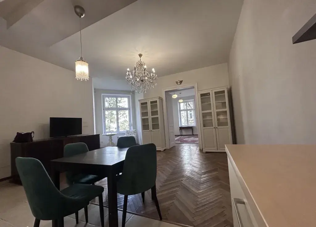 64 m² | zabytkowa kamienica | centrum Krakowa | po remoncie – zdjęcie 1 - 64 m² | zabytkowa kamienica | centrum Krakowa | po remoncie (zdjęcie 1 z 5)