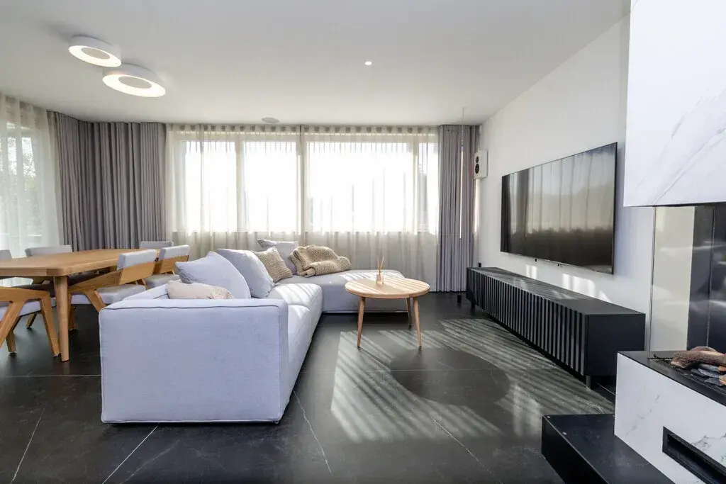 Apartament 138m2 z Ogrodem+Piwnica 100m2 | Taras – zdjęcie 1 - Apartament 138m2 z Ogrodem+Piwnica 100m2 | Taras (zdjęcie 1 z 5)