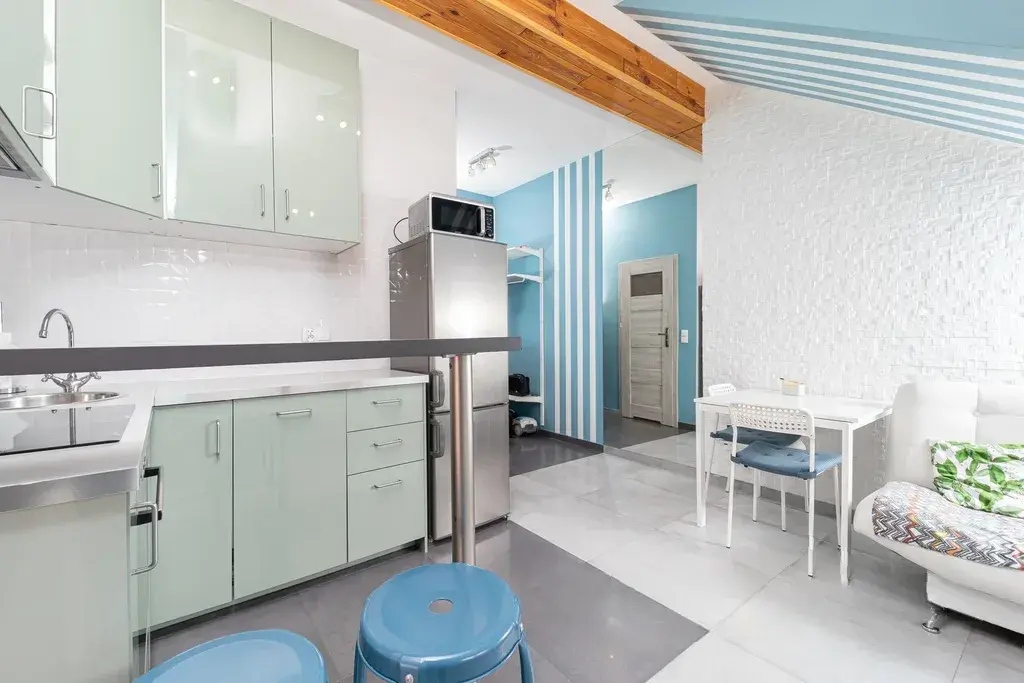 2 pokoje - 34m2 - Centrum - Winda - Garaż – zdjęcie 1 - 2 pokoje - 34m2 - Centrum - Winda - Garaż (zdjęcie 1 z 5)