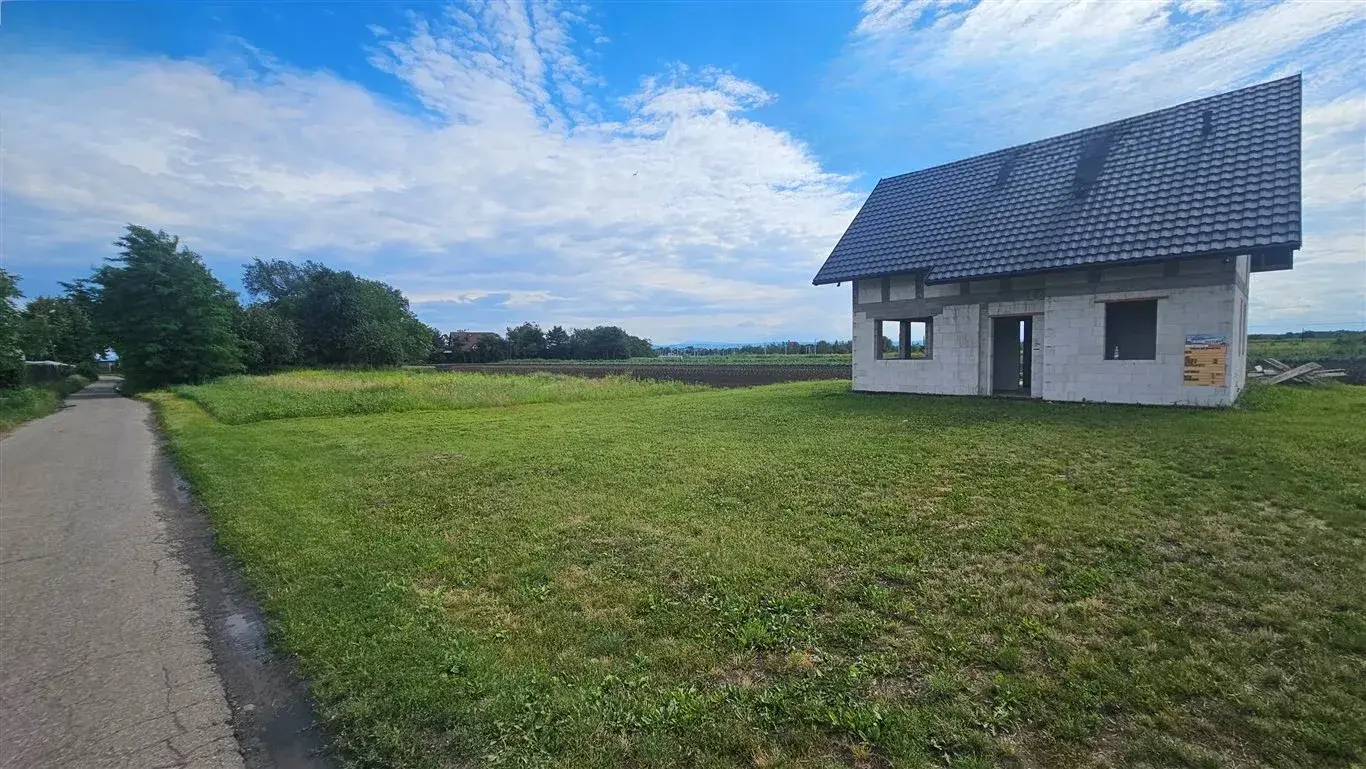 Dom jednorodzinny w Kościelnikach – zdjęcie 1 - Dom jednorodzinny w Kościelnikach (zdjęcie 1 z 5)